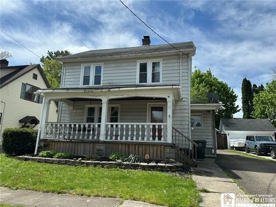 17 Pershing Ave