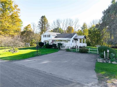 1782 Maroney Rd