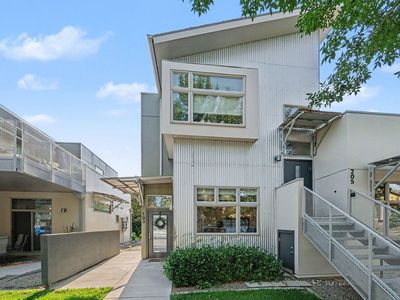 802 Blondel St #103