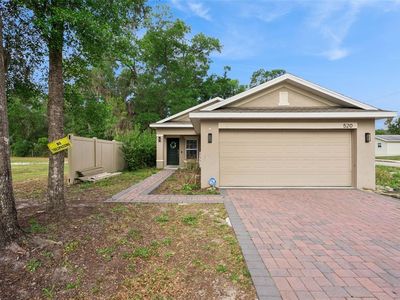 Property at 520 S Kentucky Ave, Deland, FL