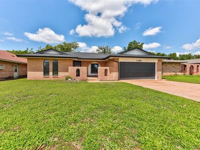 11209 Bel Air Pl