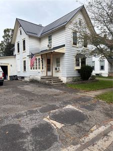 21 Hickok Ave