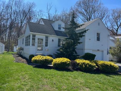 99 Beechwood Rd