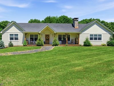 8 Strong Ln