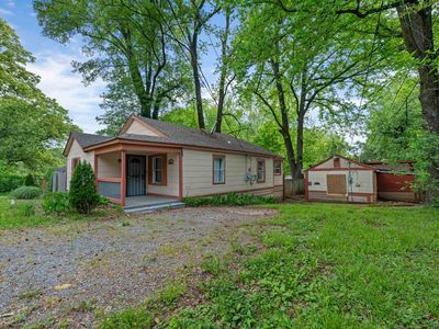 3066 Redbud Rd