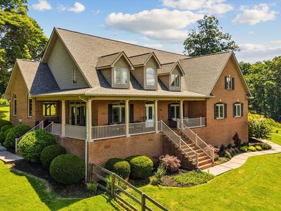 176 Apple Tree Dr