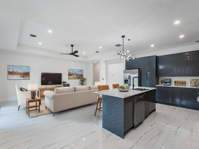 4650 SW Pearl Street