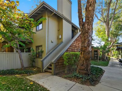 1913 La Terrace Cir