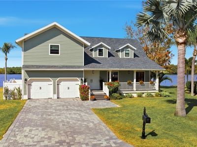 1943 Bahama Ave