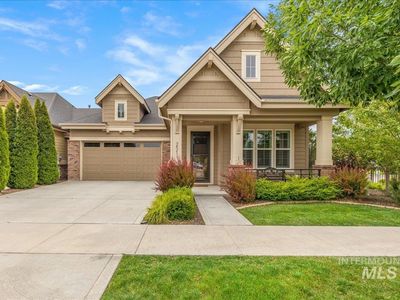 251 W Lockhart Ln