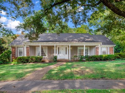 2901 Port Charlotte Dr