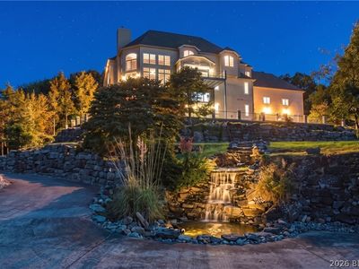 346 Country Ridge Dr