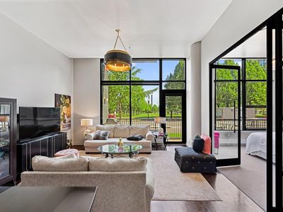 215 10th Ave S Unit 112