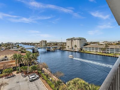 3233 NE 32nd Avenue #703