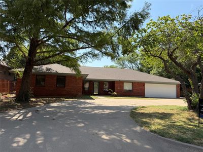 2508 NE Heritage Creek Dr