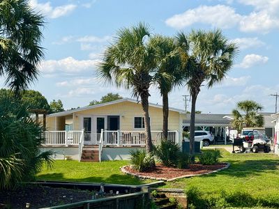 1876 Sunrise Dr.