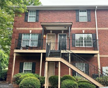 105 Whitehead Rd APT 10