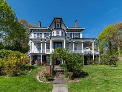 74 S Highland Avenue