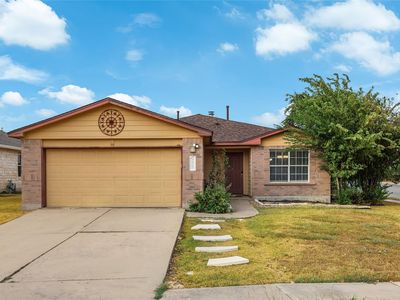 3800 Hickox Dr