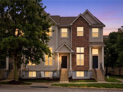 Property at 1859 W Spruce St, Olathe, KS