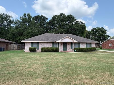 206 Melanie Dr