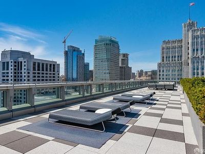 1 Hawthorne St Unit 3G
