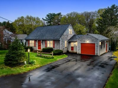 4 Hiltz Ave