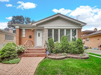 Property at 5526 Washington St, Morton Grove, IL