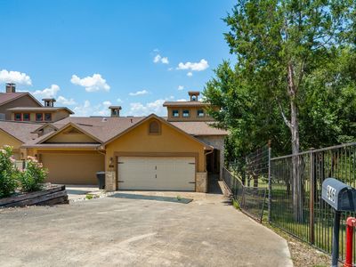 946 PARKVIEW DR #946