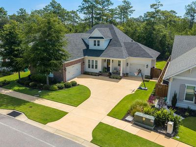 1156 Deer Moss Loop