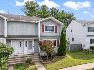 102 Benjamin Ct
