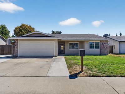 7136 Parkvale Way