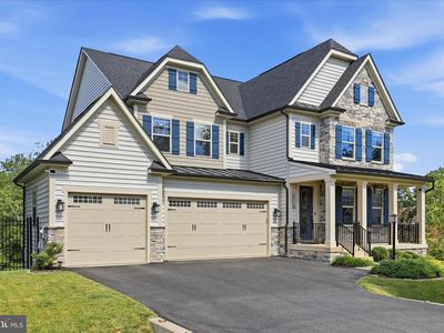 7116 Starmount Dr