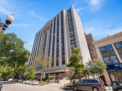 1221 N Dearborn St APT 1010S