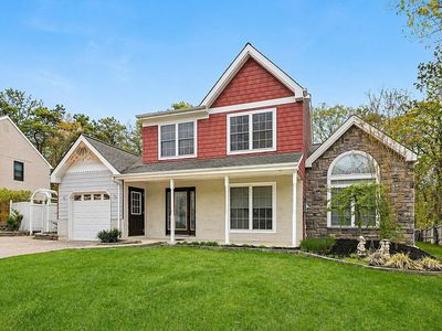 104 Spruce Cir N