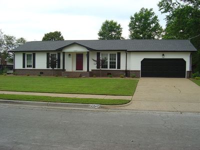10307 Leicester Dr SW