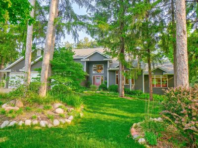 1005 Spruce Dr