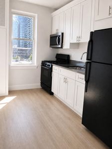 6114 Highland Pl APT 3F