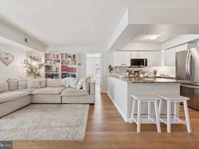 711 Washington Pl #11