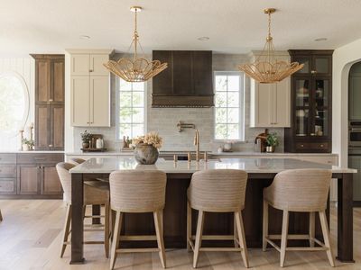 14330 Grantaire Ln N