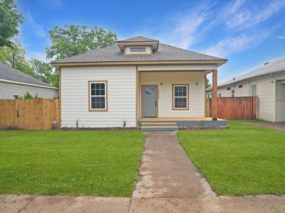 1220 E Pulaski St