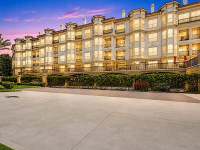 7575 Kirby Dr APT 1401
