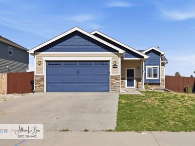 851 Fossil Butte St