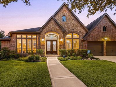 2203 Draycutt Dr