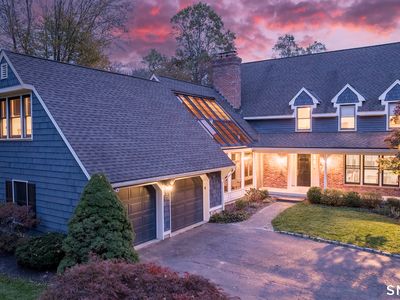 35 Davenport Farm Lane East