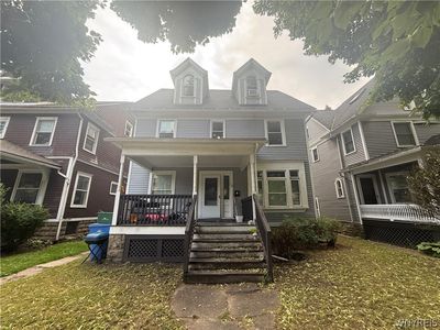 74 Avondale Park