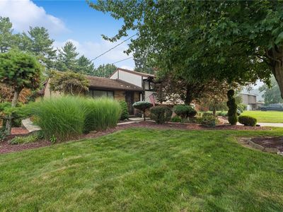 220 Vernon Ave