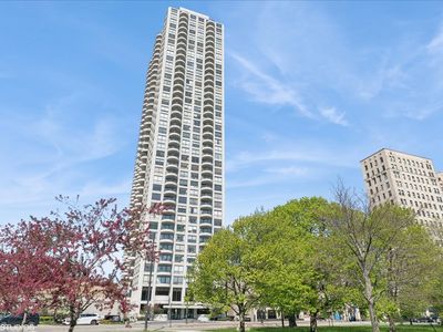2020 N Lincoln Park W APT 3H