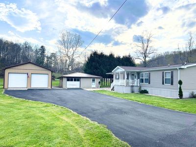 516 Windy Hill Dr