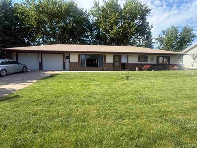 308 Centennial Dr